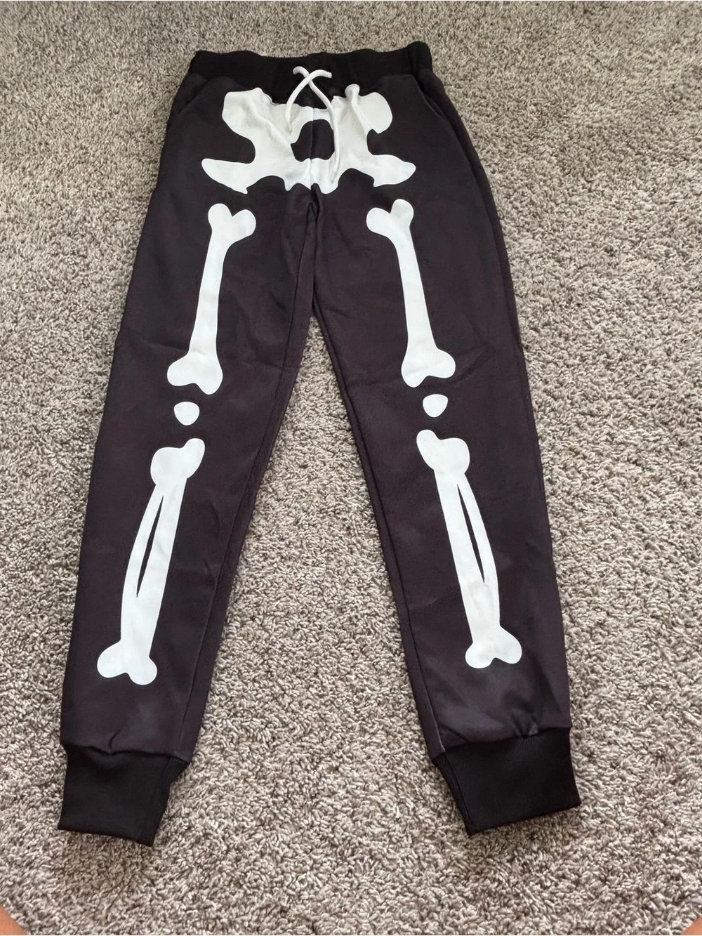 BesserBay Boys Skeleton Hoodie & Jogger Set + Glow Bag L 10 NWOT
